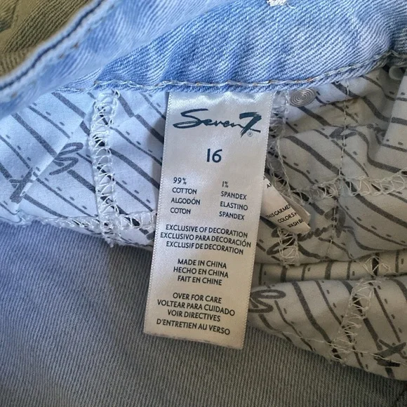 Seven7 - Picture 4 of 8